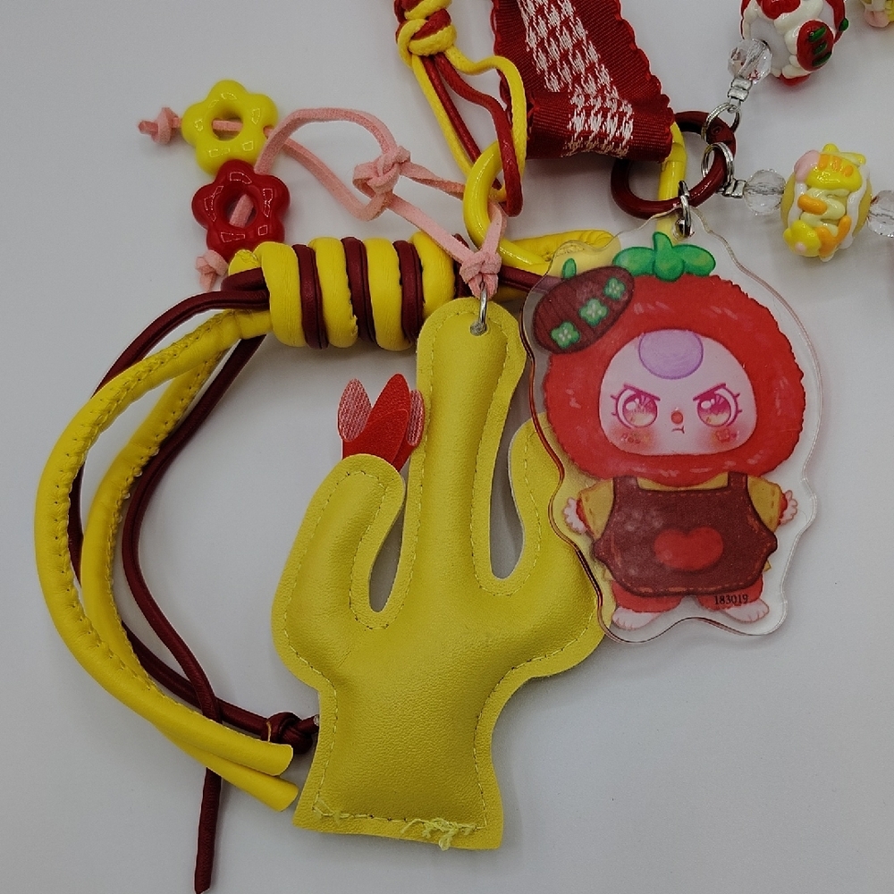 BB3 Red & Yellow Cactus Floral Keychain - Picture 3 of 6